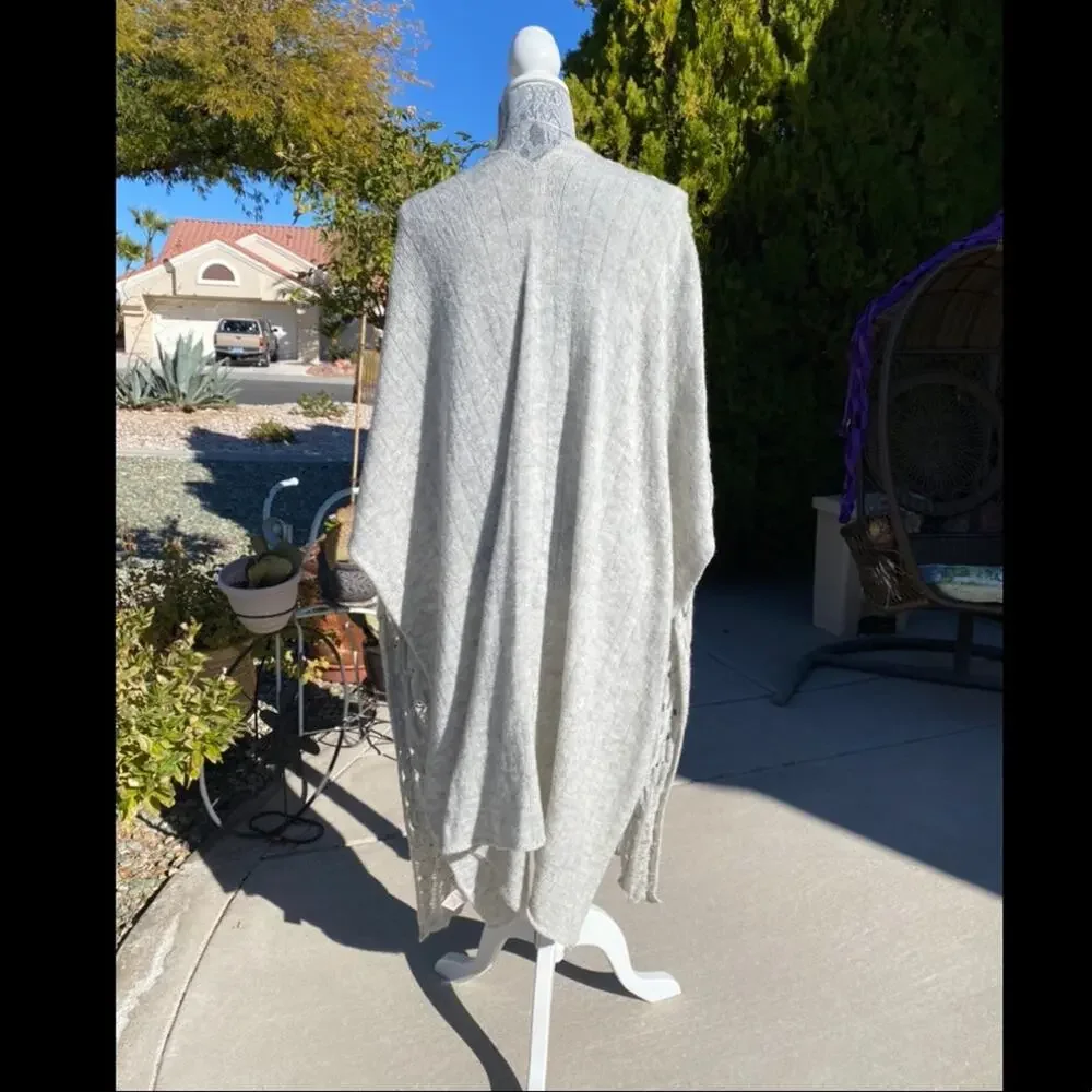 FREE PEOPLE Womens Cable Knit Poncho Cardigan Sweater Shawl in Grey XS/S